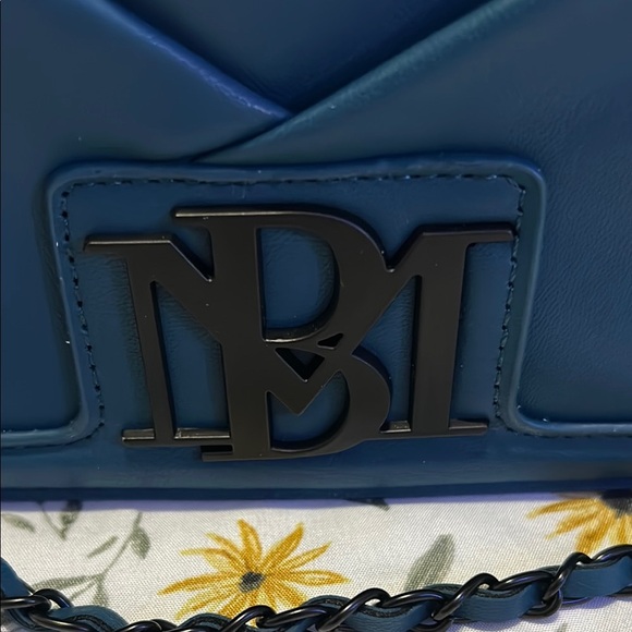 Badgley Mischka Women’s Small Pleated Crossbody Bag - Picture 2 of 8